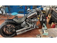 Image 4: Harley-Davidson FXSBSE 1800 Softail FXSBSE 1800 Softail Breakout C