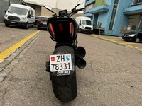 Fotografia 9: Ducati Diavel 1200 Carbon red