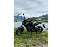 Bild 3: Honda CB 125 R