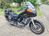 Image 3: Yamaha XVZ 1200 Venture Royale