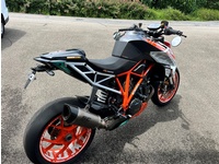 Fotografia 2: KTM 1290 Super Duke R