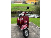 Bild 3: Piaggio Vespa PX 125 E