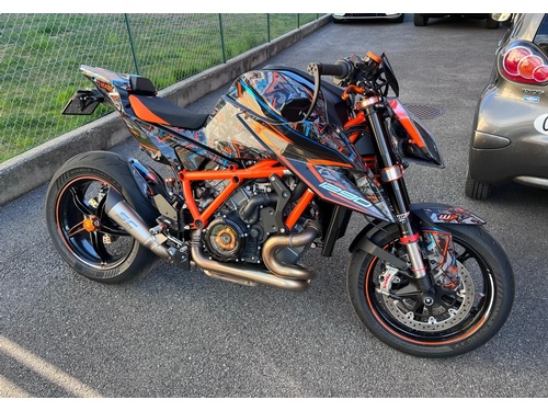 KTM 1290 Super Duke R