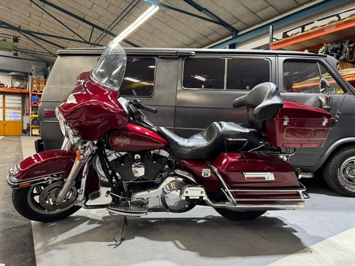 Harley-Davidson FLHTCI Electra Glide