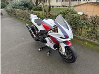 Bild 2: Aprilia RSV4 1000 R Racebike "Ready to Race"