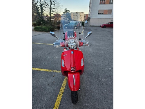 Piaggio Vespa GTS 300 ABS