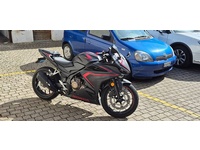 Bild 2: Honda CBR 500 R ABS