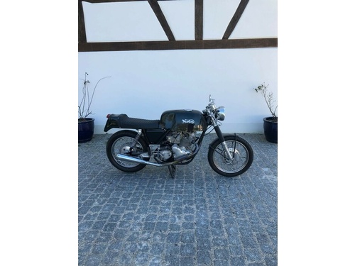 Norton Commando 750 Gus Kuhn