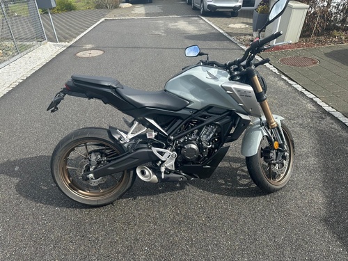 Honda CB 125 R