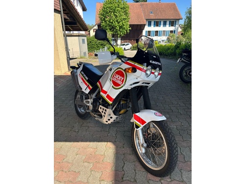 Cagiva Elefant 900 i.e. Lucky Explorer
