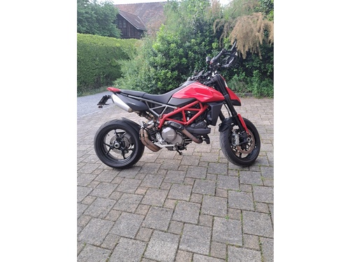 Ducati Hypermotard 950