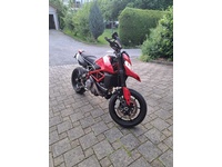Bild 2: Ducati Hypermotard 950