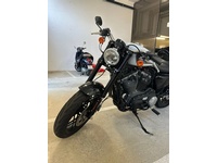 Bild 2: Harley-Davidson XL 1200 CX Sportster Roadster ABS