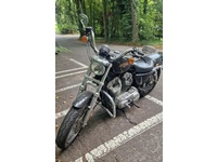 Bild 3: Harley-Davidson XL 883 Sportster Injection