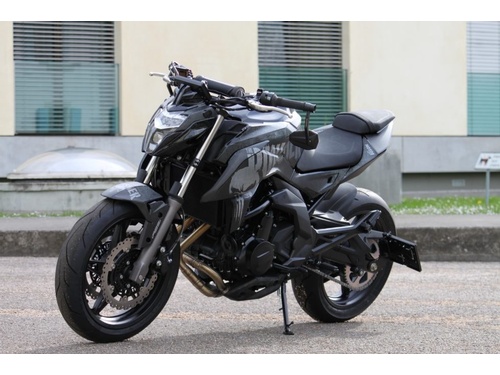 CFMOTO 700MT Punisher