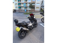 Image 4: Yamaha T-MAX Tech-Max XP 560