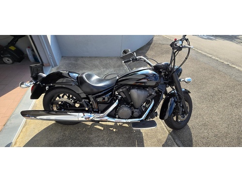 Yamaha XVS 1300 A Midnight Star UBS