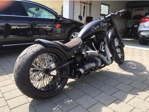Harley-Davidson FLSTSB Cross Bones