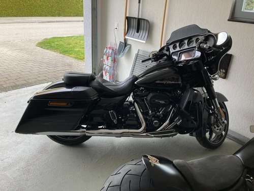 Harley-Davidson FLHXSE Street Glide ABS CVO 114