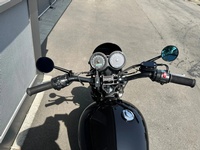 Bild 5: Triumph Bonneville 900 i T 100
