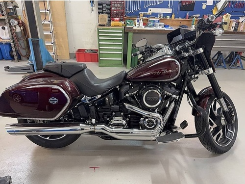 Harley-Davidson FLSB Sport Glide 107