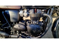 Bild 4: Triumph Bonneville T120 Black