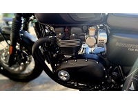 Bild 5: Triumph Bonneville T120 Black