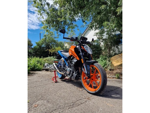 KTM 390 Duke