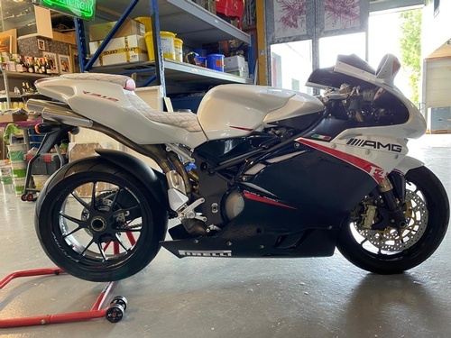 MV Agusta F4 1000 R 312 Mono 1+1 MV Agusta F4 1000 R 312 Mono 1+1