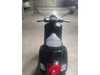Bild 3: Piaggio Vespa GTS 300 HPE Super Notte ABS/ASR