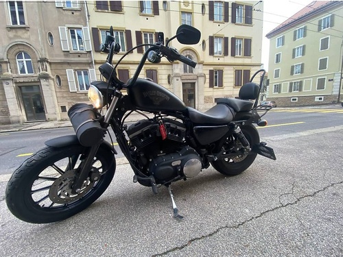 Harley-Davidson XL 883 N Sportster Iron