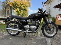 Bild 2: Triumph Bonneville T120
