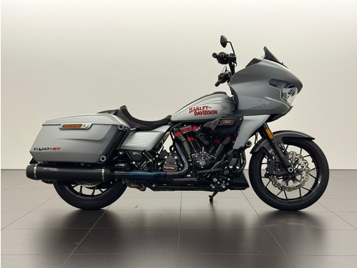 Harley-Davidson FLTRXSTSE Road Glide 121 CVO