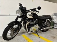 Bild 3: Triumph Bonneville 900 i T 100 Bild 3: Triumph Bonneville 900 i T 100