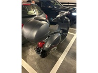 Bild 3: Piaggio Vespa GTS 300 HPE Super Sport ABS/ASR Bild 3: Piaggio Vespa GTS 300 HPE Super Sport ABS/ASR