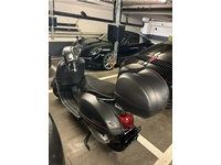 Bild 5: Piaggio Vespa GTS 300 HPE Super Sport ABS/ASR Bild 5: Piaggio Vespa GTS 300 HPE Super Sport ABS/ASR