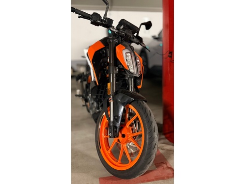 KTM 390 Duke ABS
