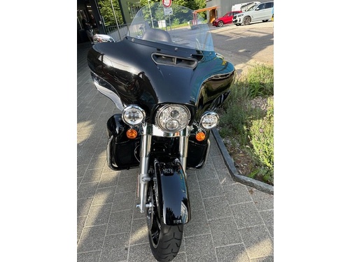 Harley-Davidson FLHTK Electra Glide Ultra Limited 114