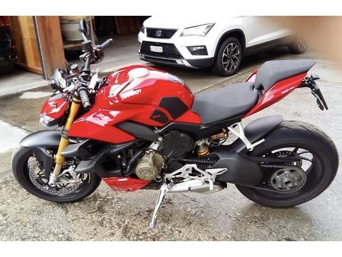 Ducati Streetfighter V4 S