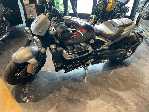 Triumph Rocket 3 R