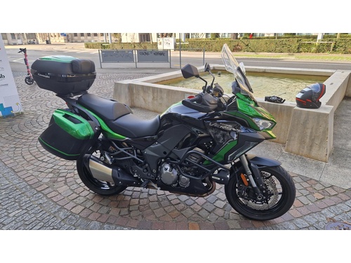 Kawasaki Versys 1000 SE Grand Tourer
