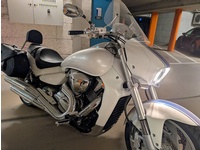 Bild 2: Suzuki M 1800 R Intruder Bild 2: Suzuki M 1800 R Intruder