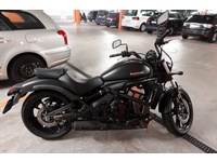 Bild 3: Kawasaki S 650 ABS Bild 3: Kawasaki S 650 ABS