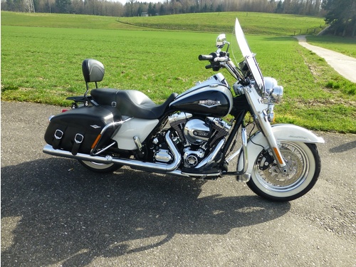 Harley-Davidson FLHRC Road King 103 ABS