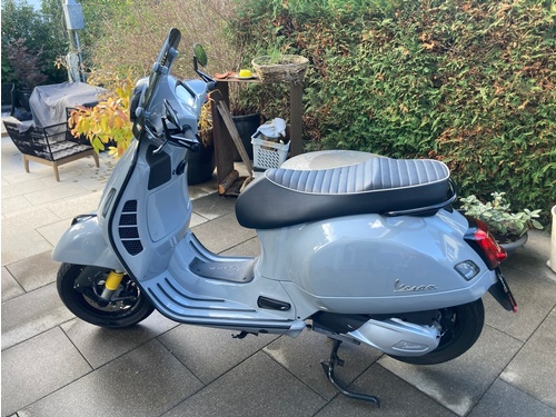 Piaggio Vespa GTS 300 HPE Super Tech ABS/ASR