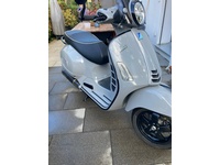 Bild 2: Piaggio Vespa GTS 300 HPE Super Tech ABS/ASR Bild 2: Piaggio Vespa GTS 300 HPE Super Tech ABS/ASR