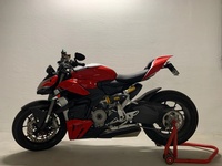 Bild 3: Ducati Streetfighter V2