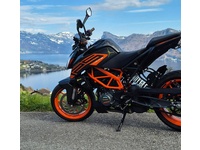 Bild 2: KTM 125 Duke Bild 2: KTM 125 Duke