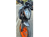 Bild 9: KTM 125 Duke Bild 9: KTM 125 Duke