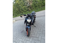 Bild 4: KTM 125 Duke